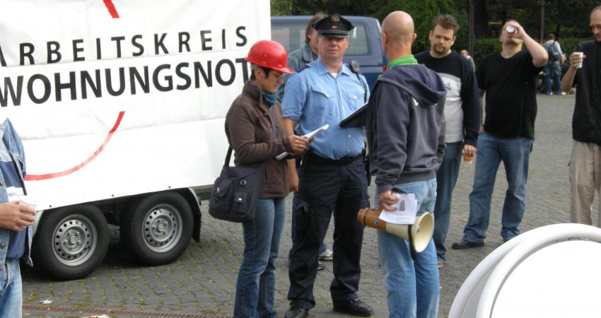 "Neubeginn des sozialen Wohnungsbaus" – Aktion am 31.08.2011